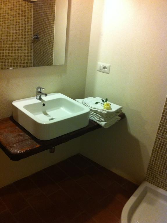 Il Lupo Rosso Bed & Breakfast ซานตู ลุสซัร์จิว ห้อง รูปภาพ